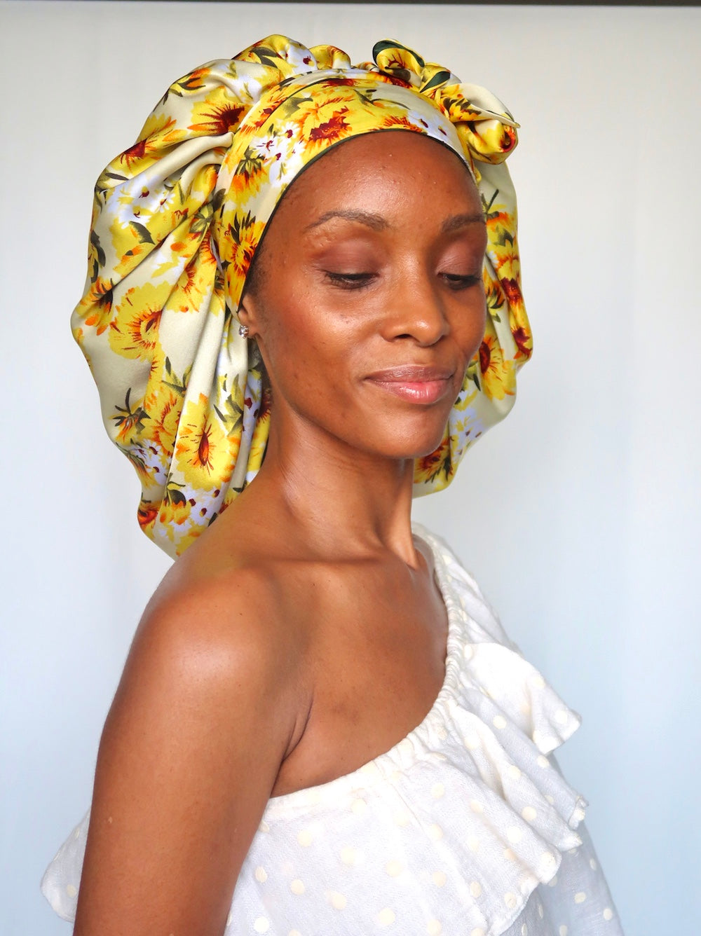 Bonnet de nuit en satin AVEC BANDE AJUSTABLE jaune - TOURNESOLEIL