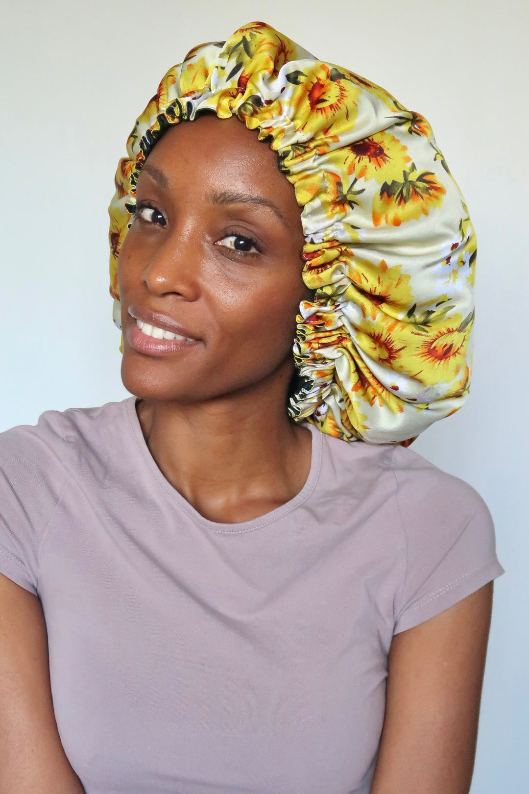 Bonnet de nuit en satin AVEC ÉLASTIQUE RÉGLABLE jaune - TourneSoleil
