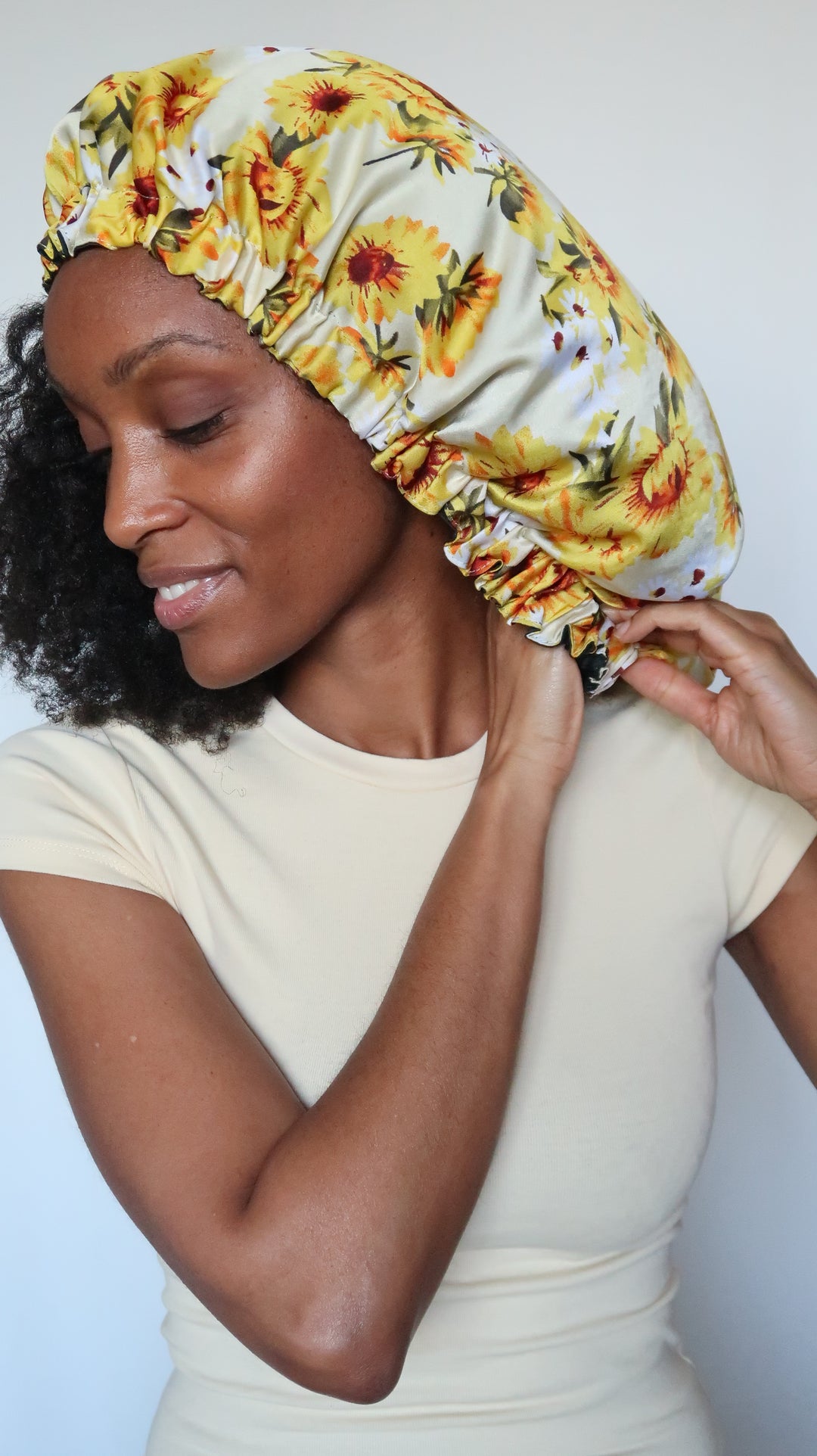Bonnet de nuit en satin AVEC ÉLASTIQUE RÉGLABLE jaune - TourneSoleil