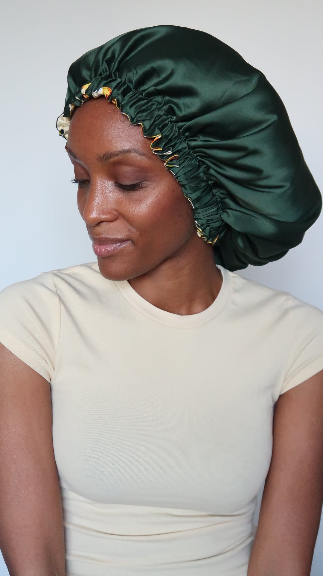 Bonnet de nuit en satin AVEC ÉLASTIQUE RÉGLABLE jaune - TourneSoleil