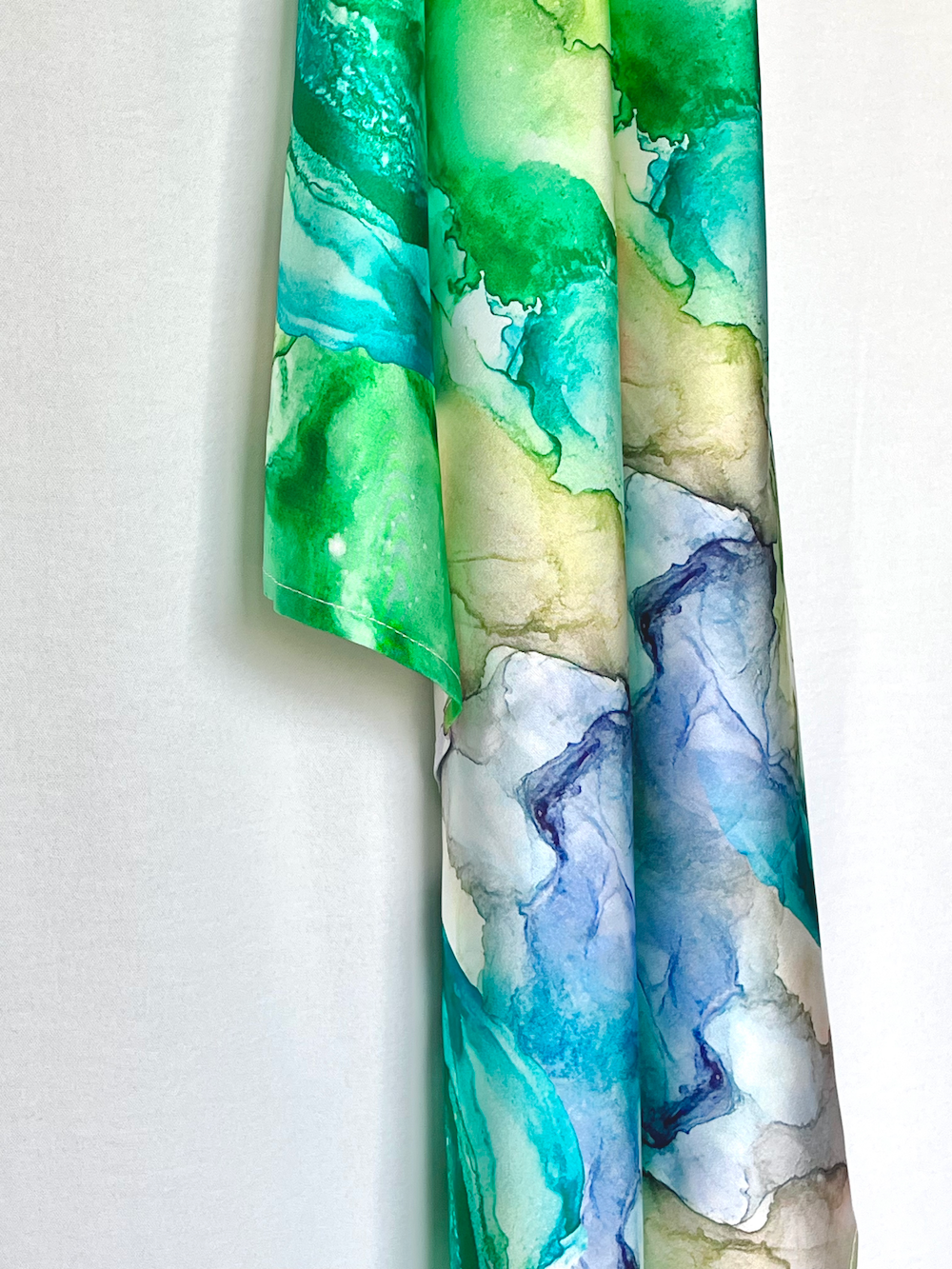 Foulard satin vert motif - JESSIE