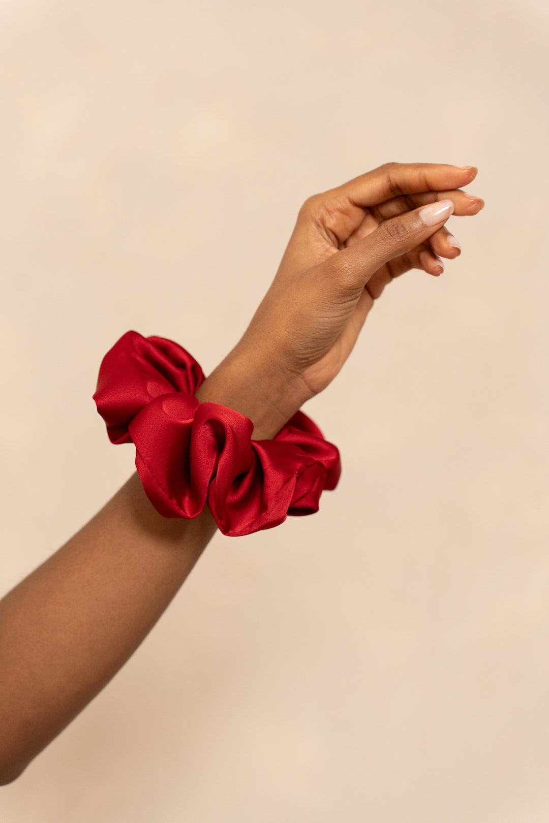 CHOUCHOU en satin Maxi, Classic, Mini rouge nuit - ENEIDA