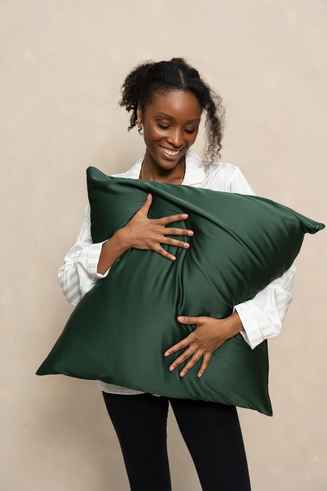 Taie d'oreiller en satin CRISTINA vert foncé