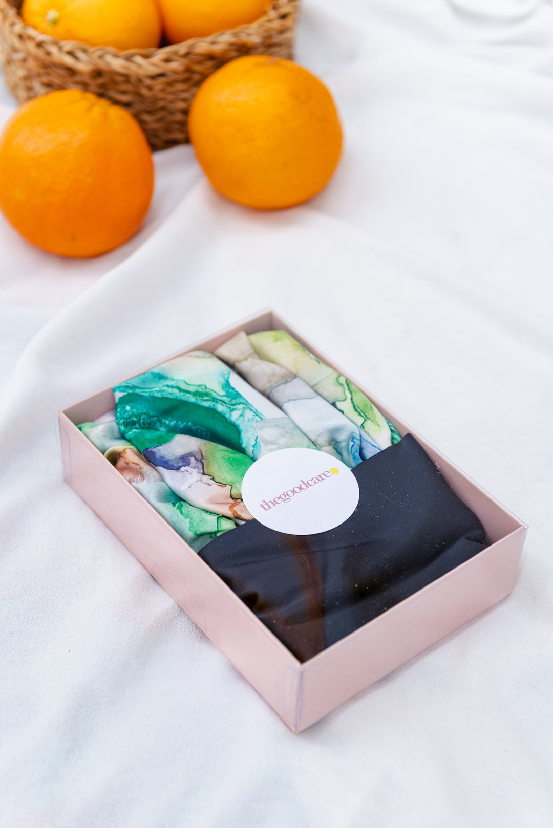 BONNET DE NUIT EN SATIN avec bande ajustable vert - JESSIE