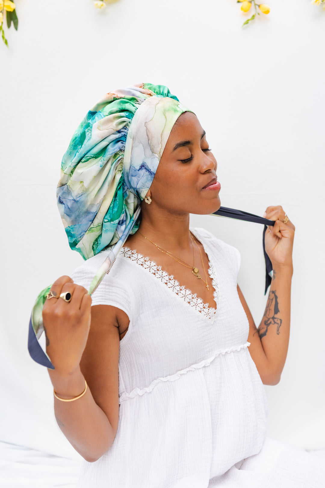 BONNET DE NUIT EN SATIN avec bande ajustable vert - JESSIE