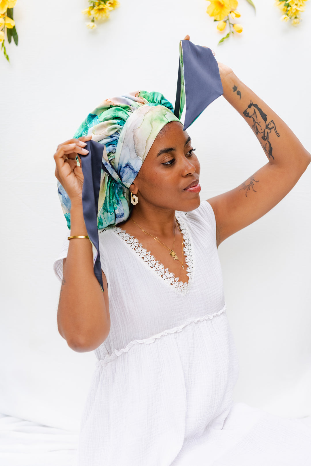 BONNET DE NUIT EN SATIN avec bande ajustable vert - JESSIE