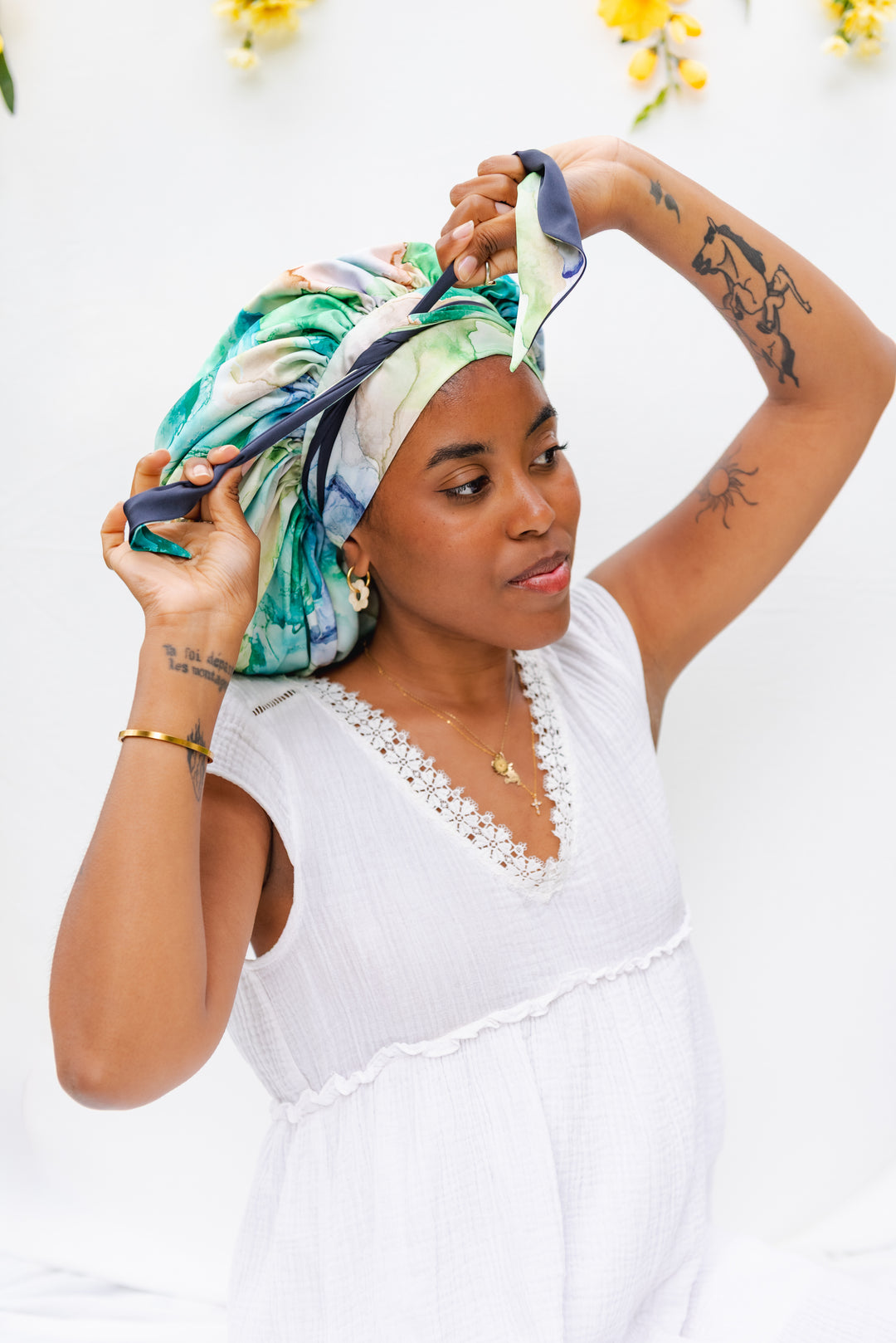 BONNET DE NUIT EN SATIN avec bande ajustable vert - JESSIE
