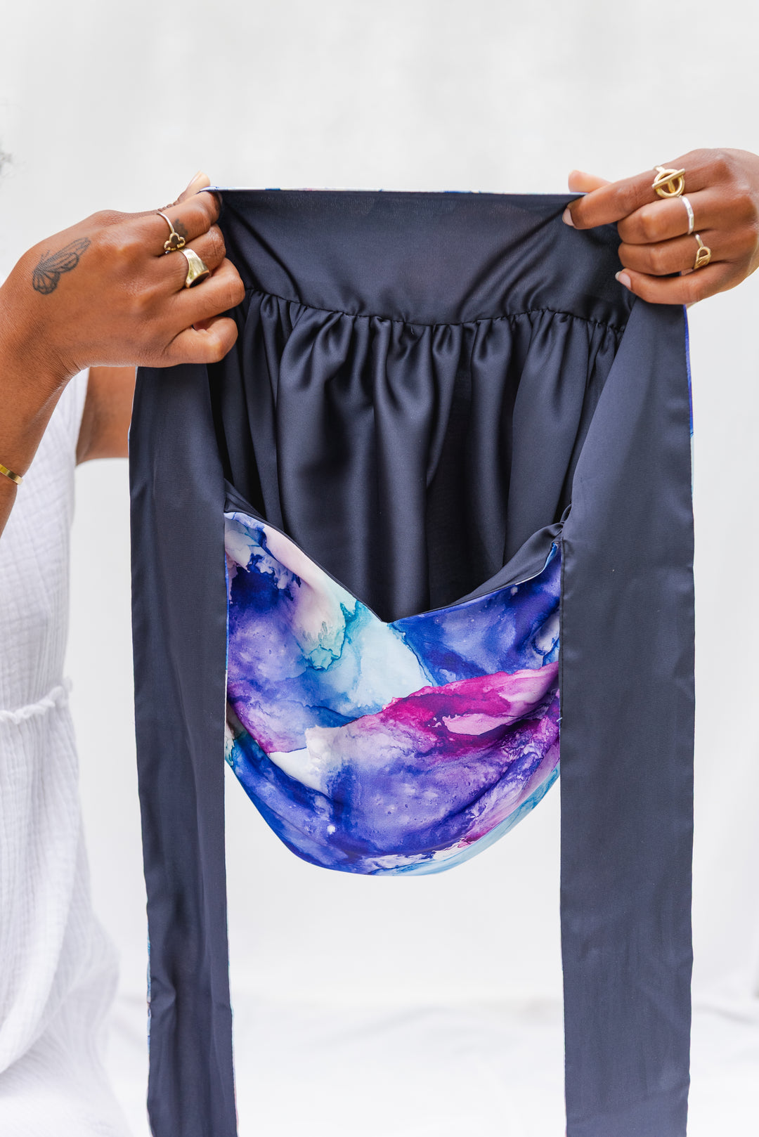 BONNET DE NUIT EN SATIN avec bande ajustable bleuet - ÉLYSORE